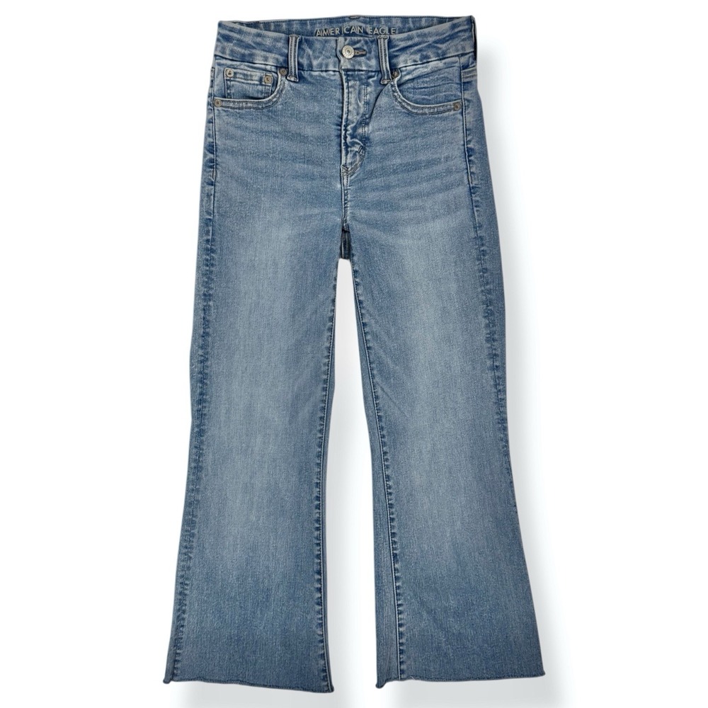 American Eagle Super High Rise Flare‎ Jeans Size 0 Cropped Raw Hem Stretch Light